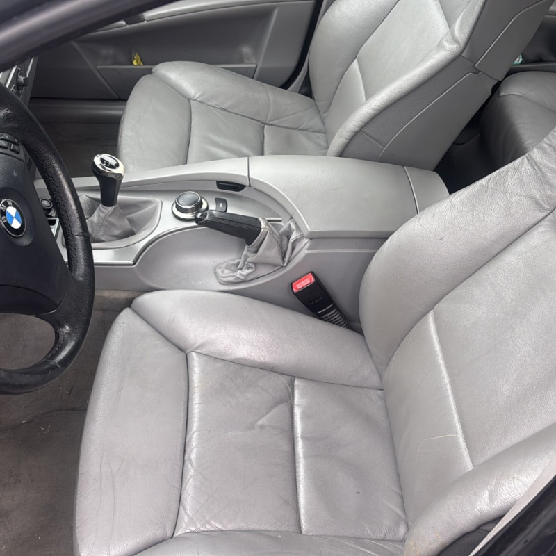 BMW SERIE 5 E60 PHASE 2 520d 2.0D - 16V TURBO Photo n°11