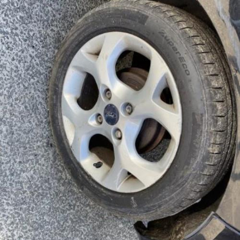 Vitre arriere gauche FORD FIESTA 6 Photo n°19