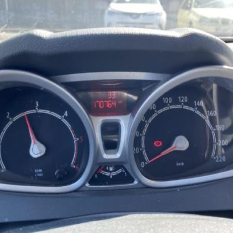 Vitre arriere gauche FORD FIESTA 6 Photo n°20