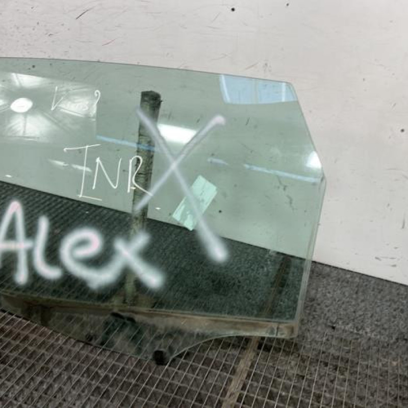 Vitre arriere gauche CITROEN C4 PICASSO 1 Photo n°3