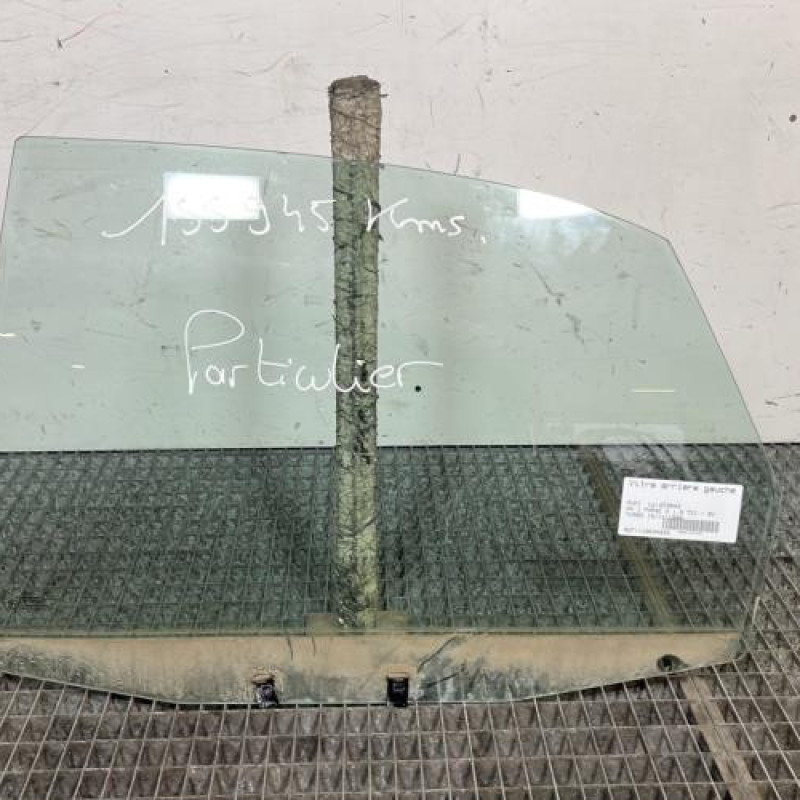 Vitre arriere gauche AUDI A4 1 Photo n°1