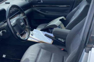 Vitre arriere gauche AUDI A4 1