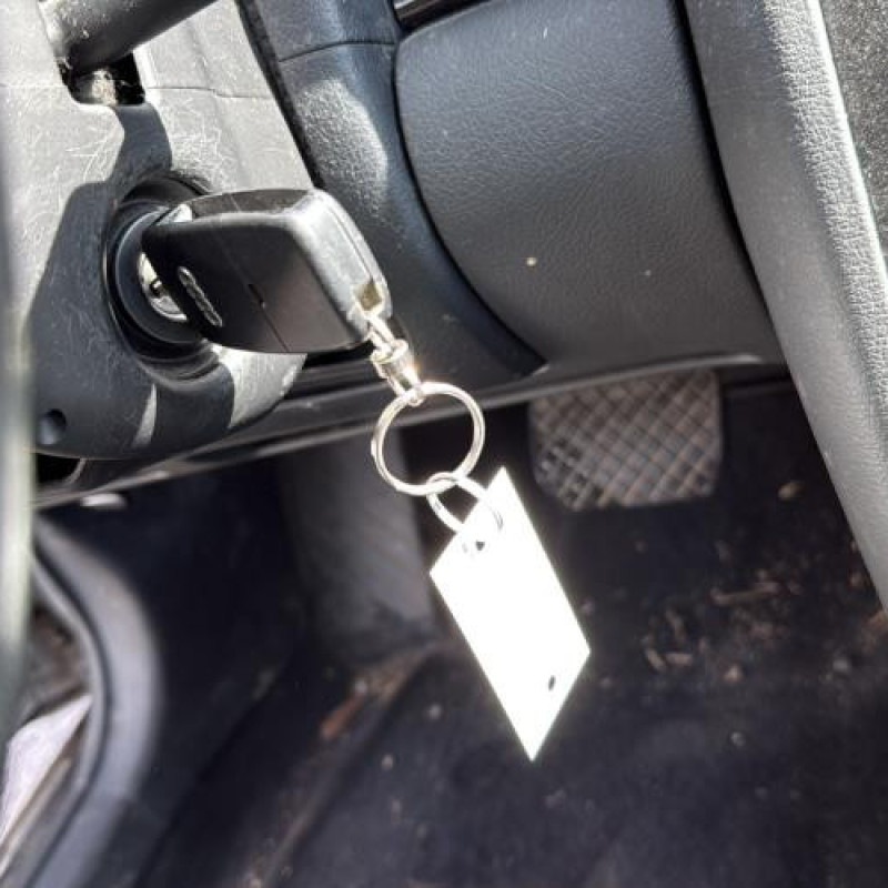 Vitre arriere gauche AUDI A4 1 Photo n°18