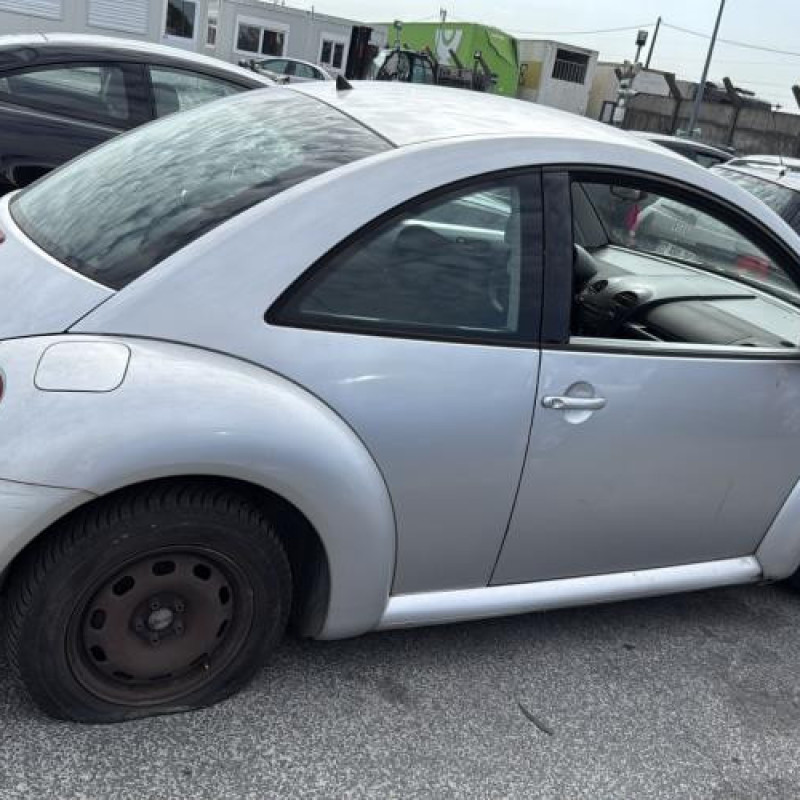 Vitre avant gauche VOLKSWAGEN NEW BEETLE 1 Photo n°11