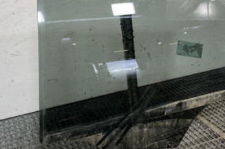 Vitre arriere gauche PEUGEOT 2008 1