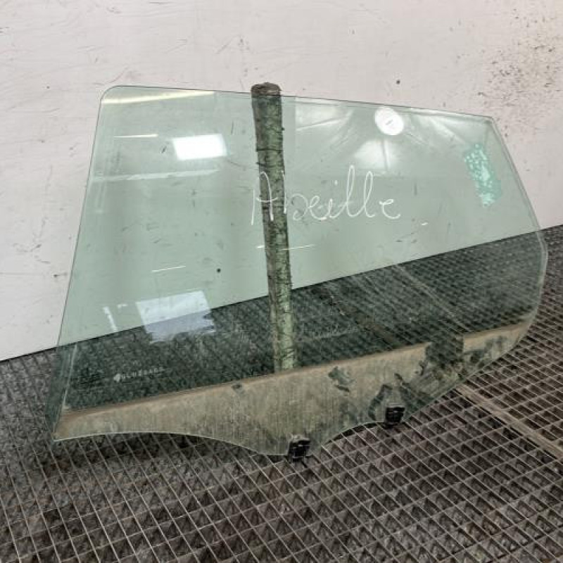 Vitre arriere gauche PEUGEOT 508 1 SW Photo n°3