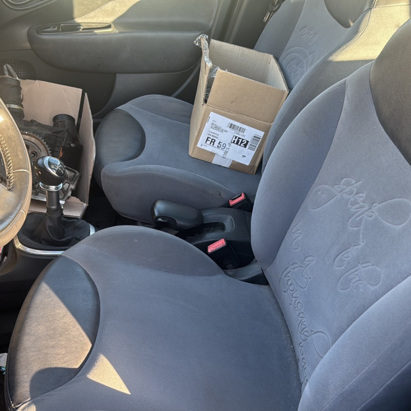 FIAT 500L PHASE 1 1.6 JTD - 16V TURBO MULTIJET Photo n°11