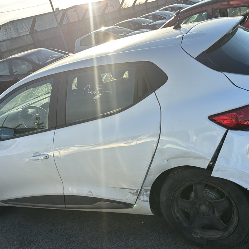 RENAULT CLIO 4 PHASE 2 0.9i - 12V TURBO TCE 75 Photo n°7