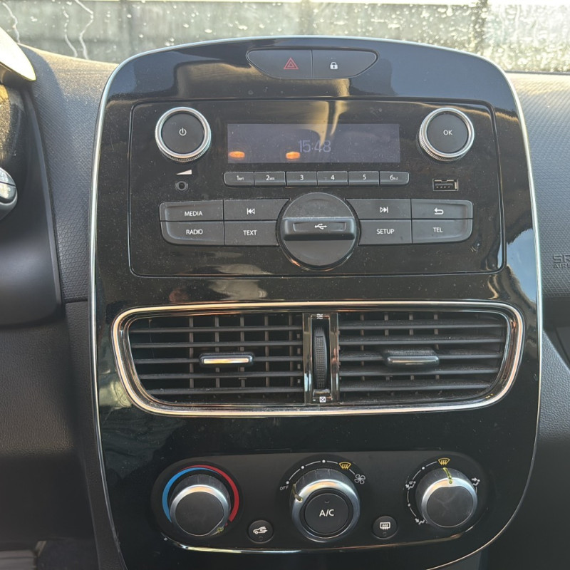 RENAULT CLIO 4 PHASE 2 0.9i - 12V TURBO TCE 75 Photo n°18