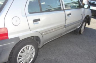 Porte avant gauche PEUGEOT 106