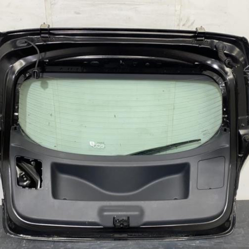 Malle/Hayon arriere RENAULT MEGANE 3 Photo n°3