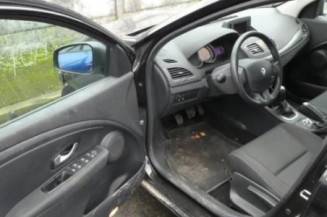 Malle/Hayon arriere RENAULT MEGANE 3