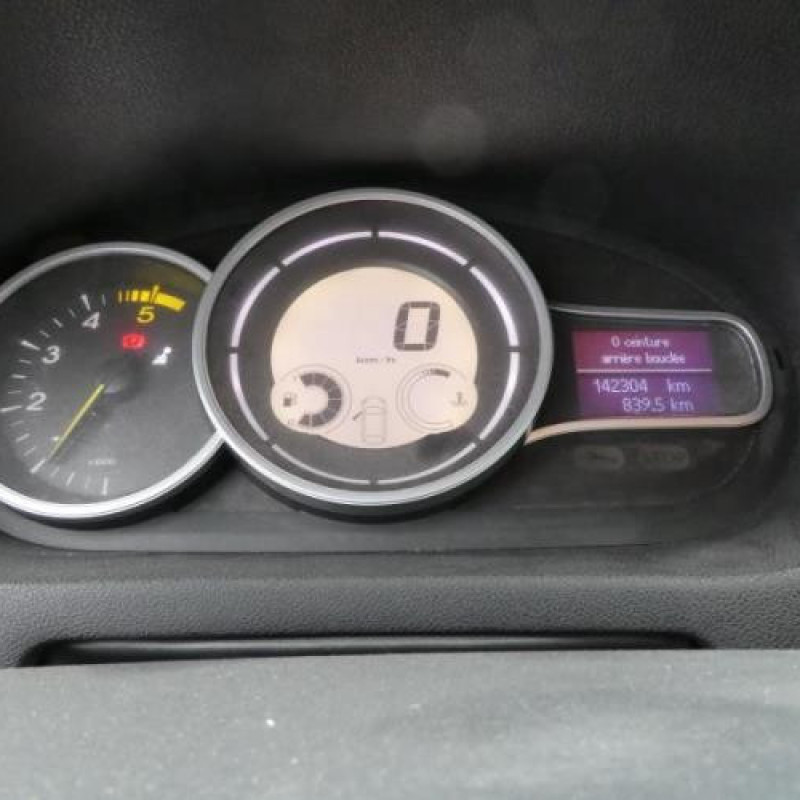 Malle/Hayon arriere RENAULT MEGANE 3 Photo n°11