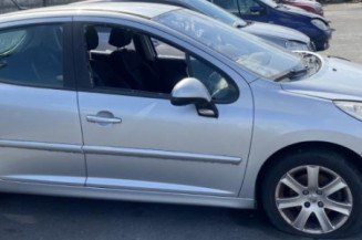 Pare boue arriere gauche PEUGEOT 207