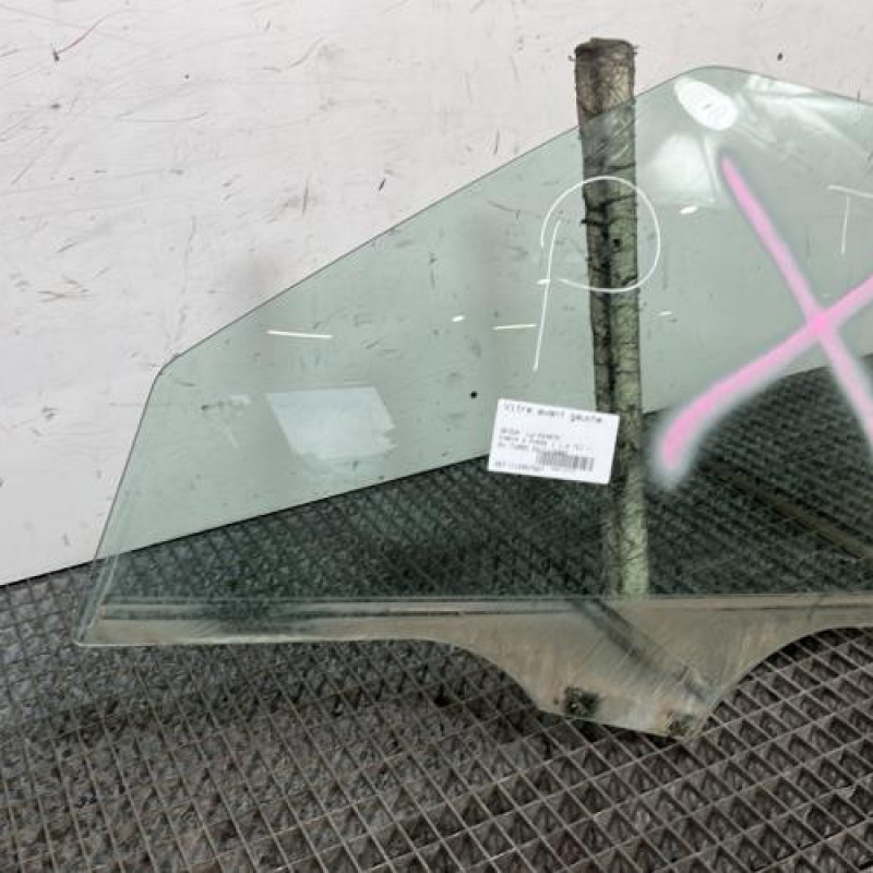 Vitre avant gauche SKODA FABIA 2 Photo n°2