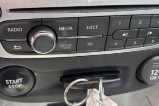 Pare boue avant droit RENAULT MEGANE 3