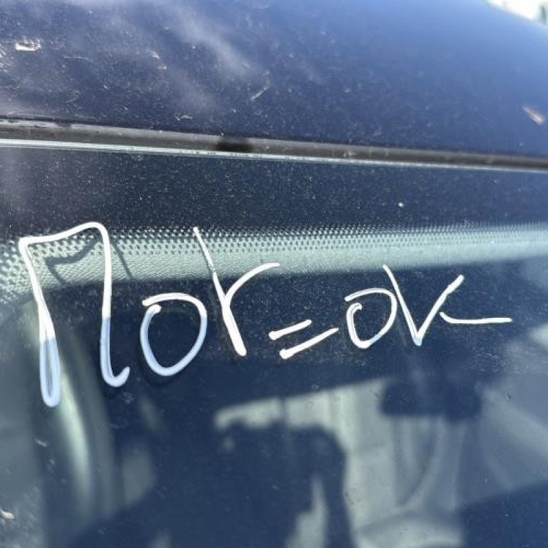 Pare boue avant droit VOLKSWAGEN GOLF 6 Photo n°15