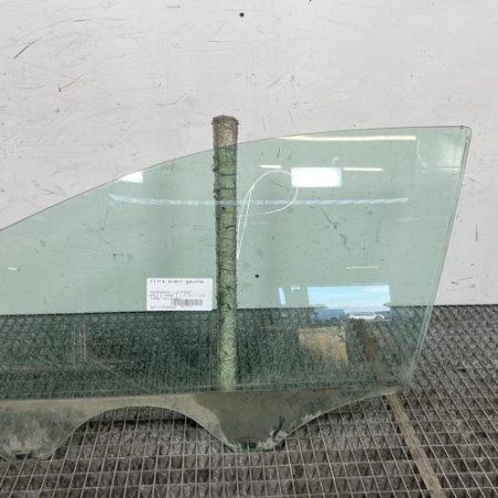 Vitre avant gauche VOLKSWAGEN POLO 5 Photo n°1