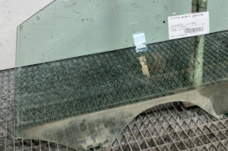 Vitre avant gauche VOLKSWAGEN POLO 5