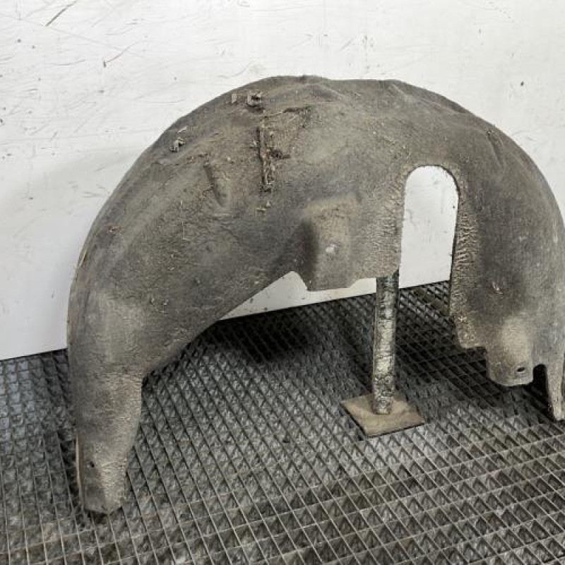 Pare boue arriere droit VOLKSWAGEN GOLF 7 Photo n°3