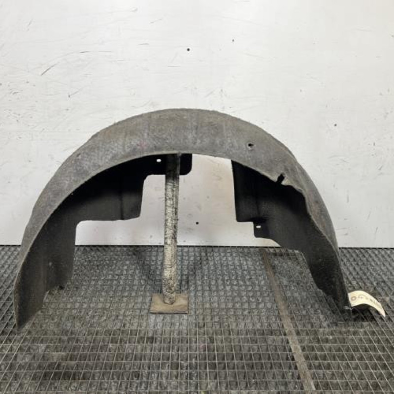 Pare boue arriere gauche VOLKSWAGEN GOLF 7 Photo n°1