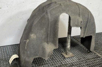 Pare boue arriere gauche VOLKSWAGEN GOLF 7