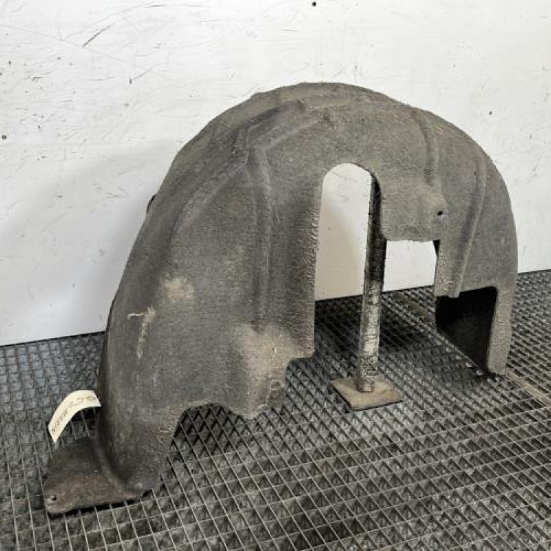 Pare boue arriere gauche VOLKSWAGEN GOLF 7 Photo n°3