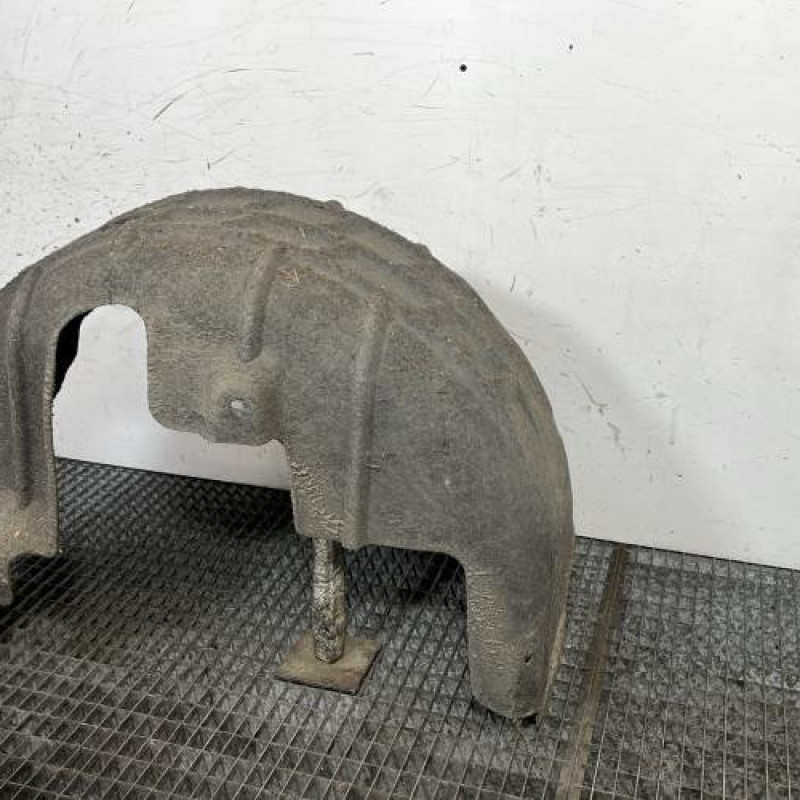 Pare boue arriere gauche VOLKSWAGEN GOLF 7 Photo n°4