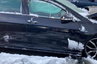 Pare boue arriere gauche VOLKSWAGEN GOLF 7