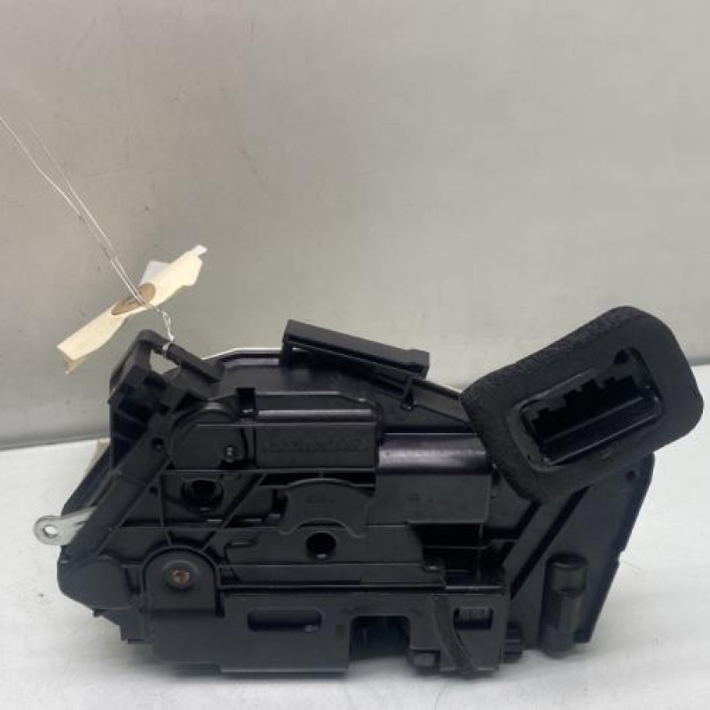 Serrure avant droit VOLKSWAGEN GOLF 6 Photo n°3