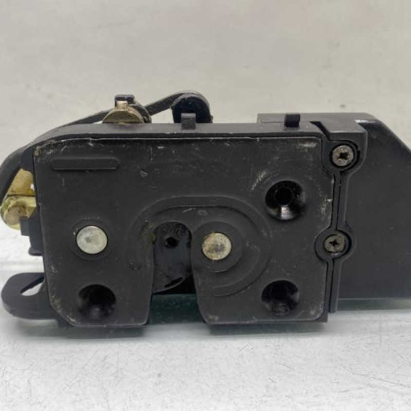 Serrure avant gauche HYUNDAI GETZ Photo n°1