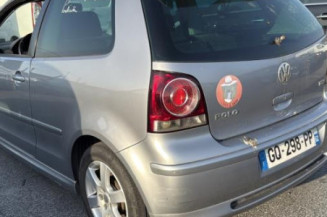 Pretensionneur de ceinture avant gauche VOLKSWAGEN POLO 4