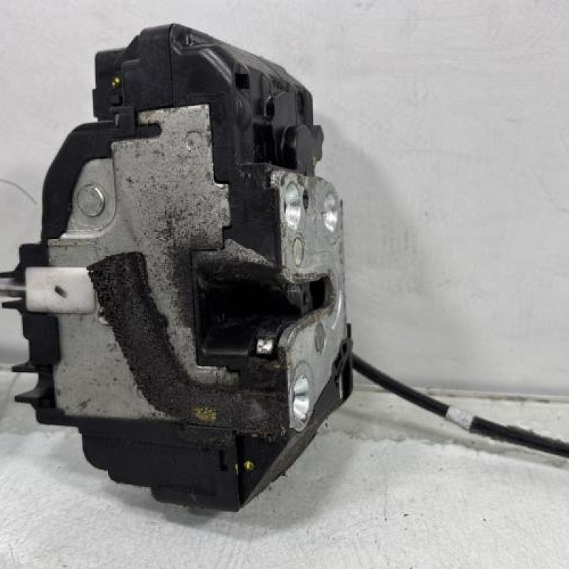 Serrure avant gauche NISSAN PATHFINDER 2 Photo n°1