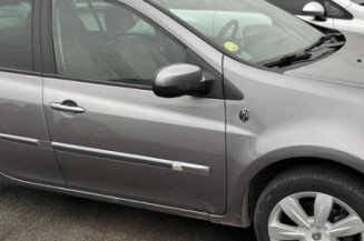 Serrure avant droit RENAULT CLIO 3