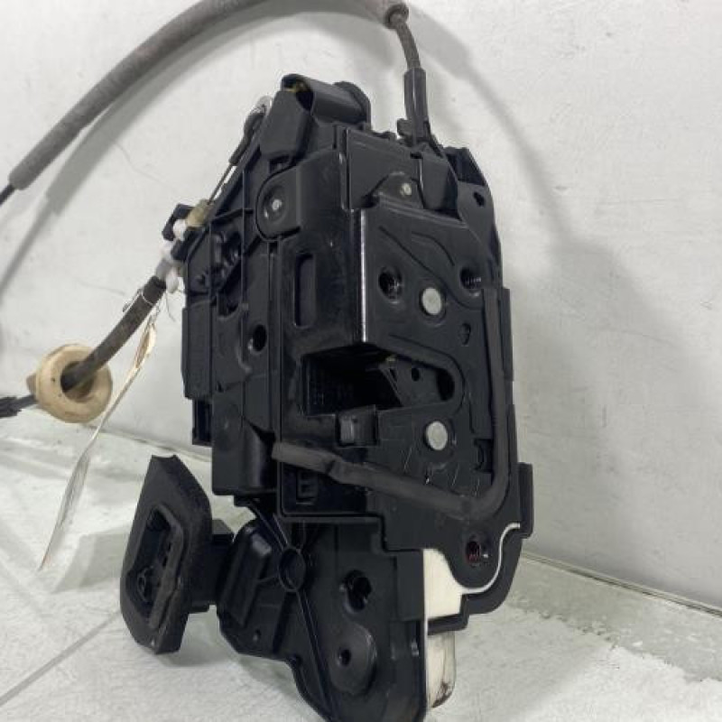 Serrure avant gauche VOLKSWAGEN GOLF 6 Photo n°2