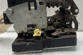 Serrure arriere gauche DACIA LOGAN 1 Photo n°1