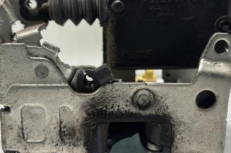 Serrure arriere gauche DACIA LOGAN 1