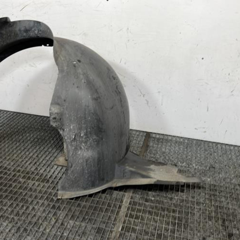 Pare boue avant gauche VOLKSWAGEN POLO 5 Photo n°3