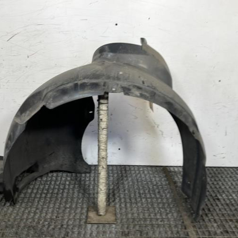 Pare boue avant gauche VOLKSWAGEN POLO 5 Photo n°4