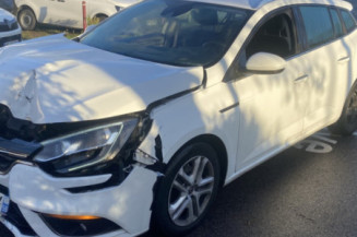 RENAULT MEGANE 4 PHASE 1 BREAK 1.5 BLUE DCI - 8V TURBO Photo n°1