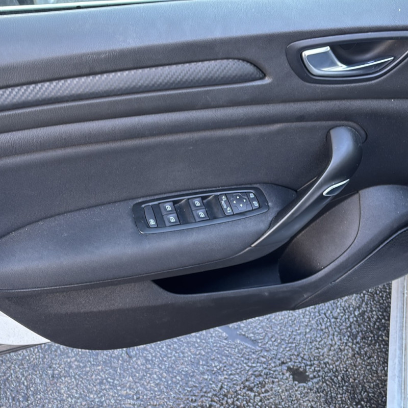 RENAULT MEGANE 4 PHASE 1 BREAK 1.5 BLUE DCI - 8V TURBO Photo n°14