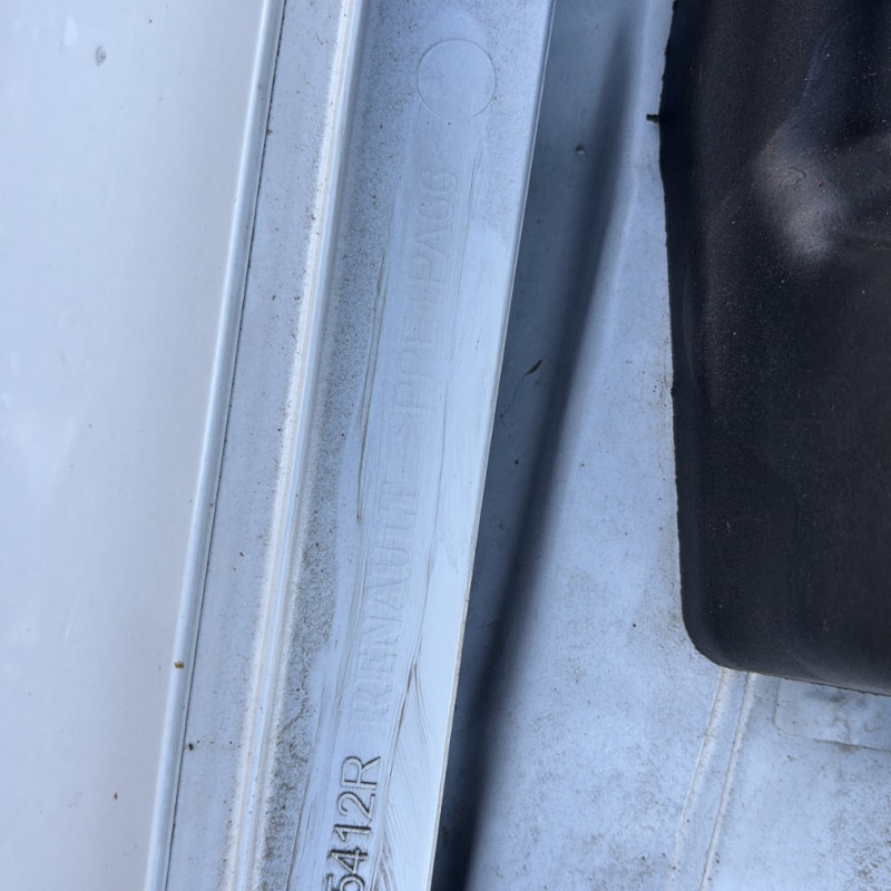 RENAULT MEGANE 4 PHASE 1 BREAK 1.5 BLUE DCI - 8V TURBO Photo n°21