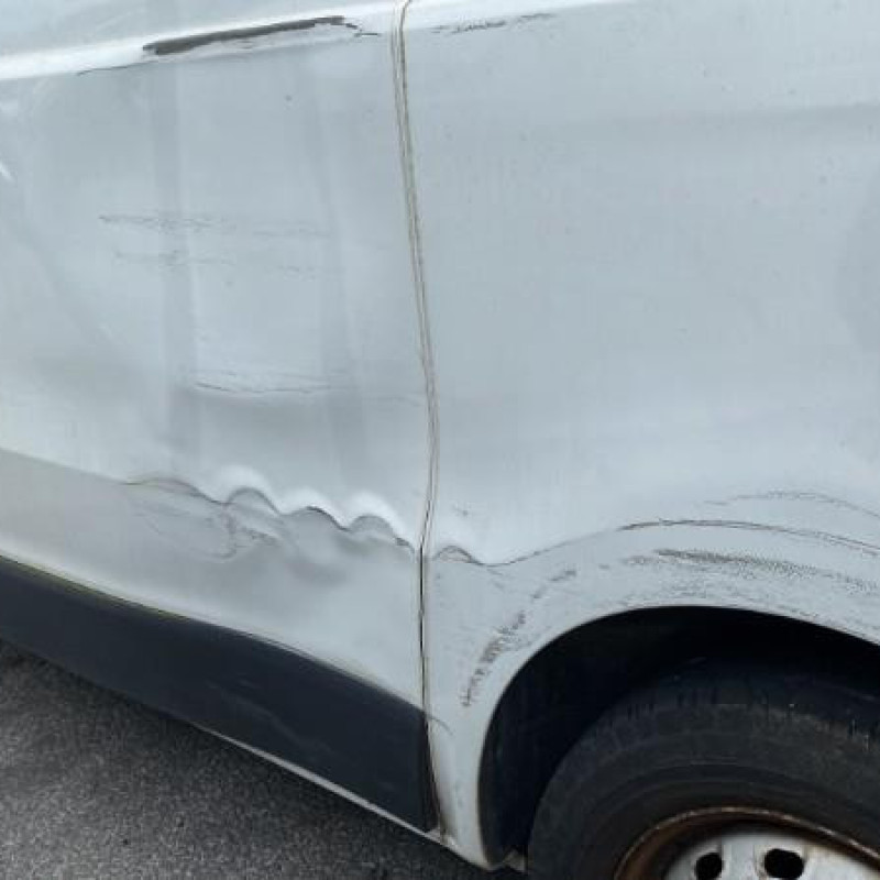 RENAULT TRAFIC 3 COURT PHASE 1 1.6 DCI - 16V TURBO Photo n°3