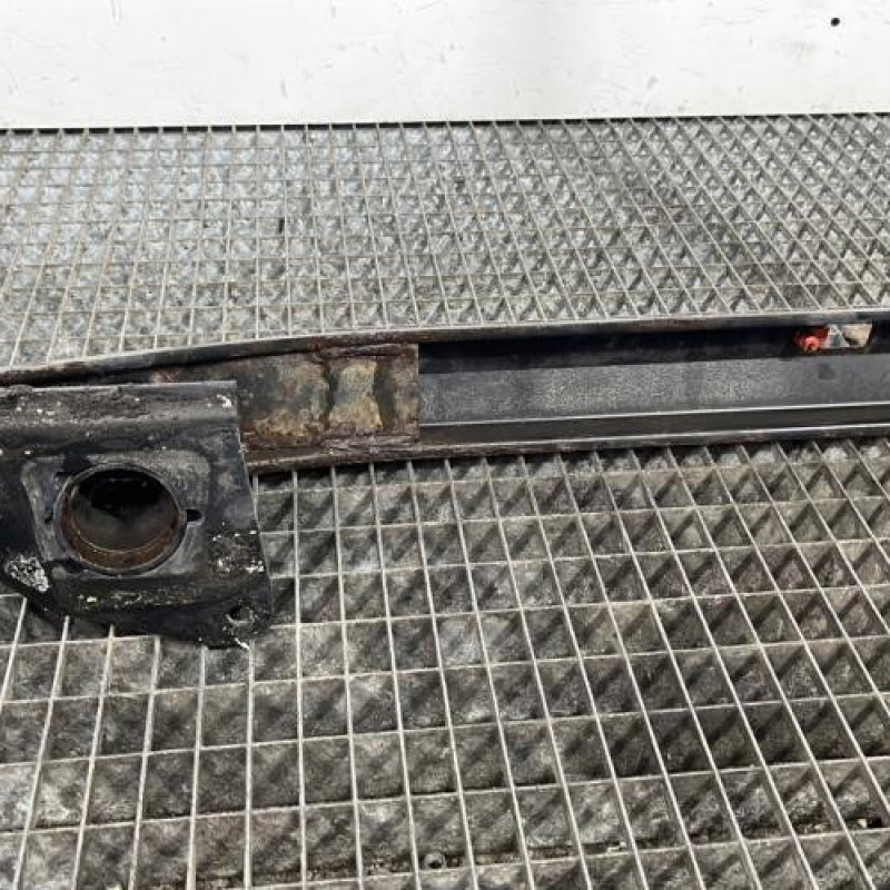 Renfort pare choc arriere (traverse) OPEL CORSA D Photo n°5