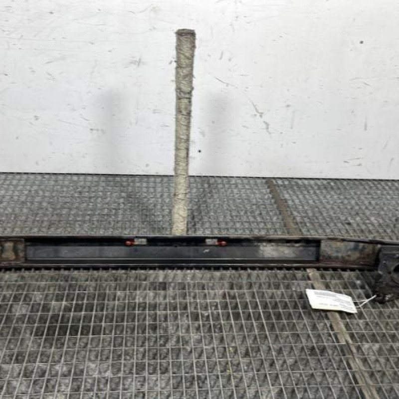 Renfort pare choc arriere (traverse) OPEL CORSA D Photo n°7