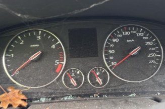 Aile avant droit RENAULT LAGUNA 3