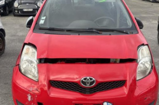 Aile avant droit TOYOTA YARIS 2