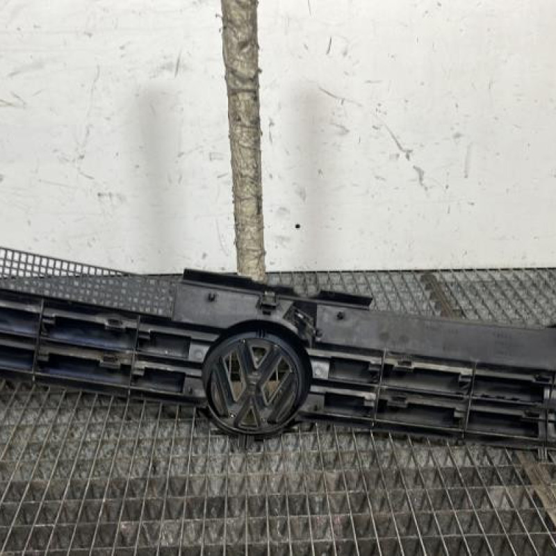 Calandre VOLKSWAGEN GOLF 4 Photo n°4