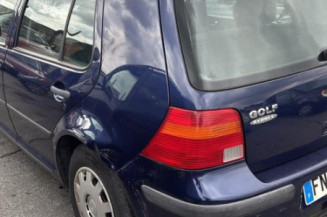 Calandre VOLKSWAGEN GOLF 4