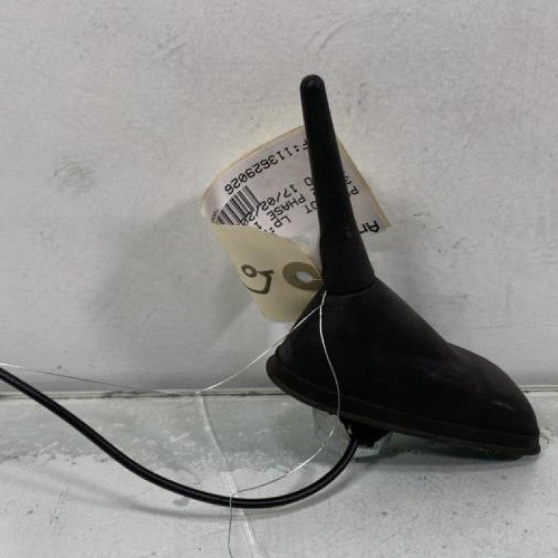 Antenne PEUGEOT 308 2 Photo n°2